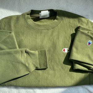 Champion crewneck sweatshirt